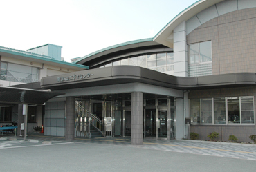 南コミセン玄関